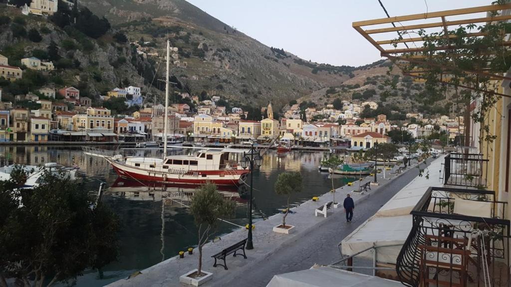 Symi Blue Port Apartment Экстерьер фото